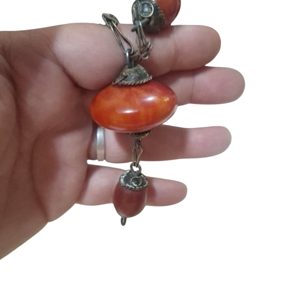 Vtg Cherry Red Bakelite Beaded Station Necklace 32" 100g Silver Tone Chain - Picture 10 of 12